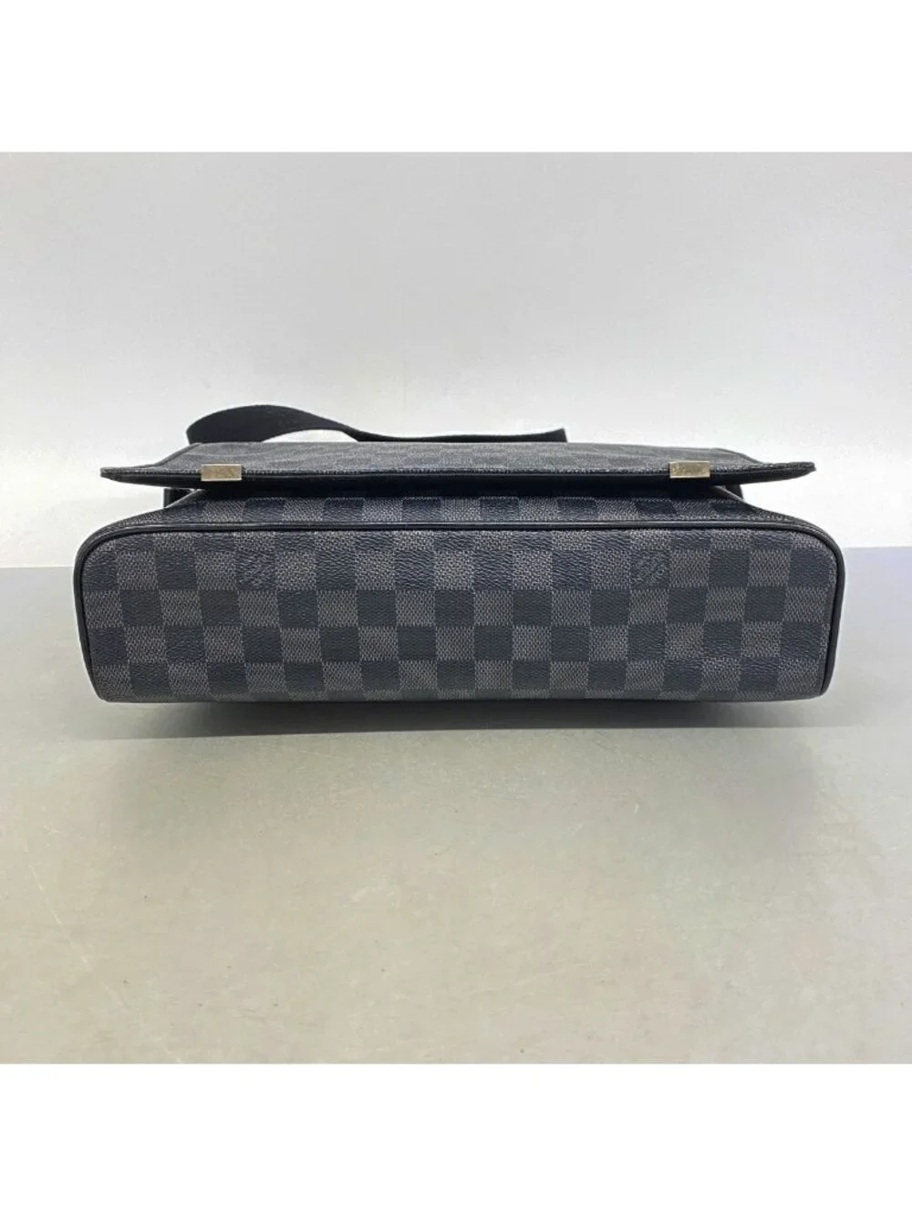 Louis Vuitton Shoulder Bag Damier Graphite District Mmnm Black